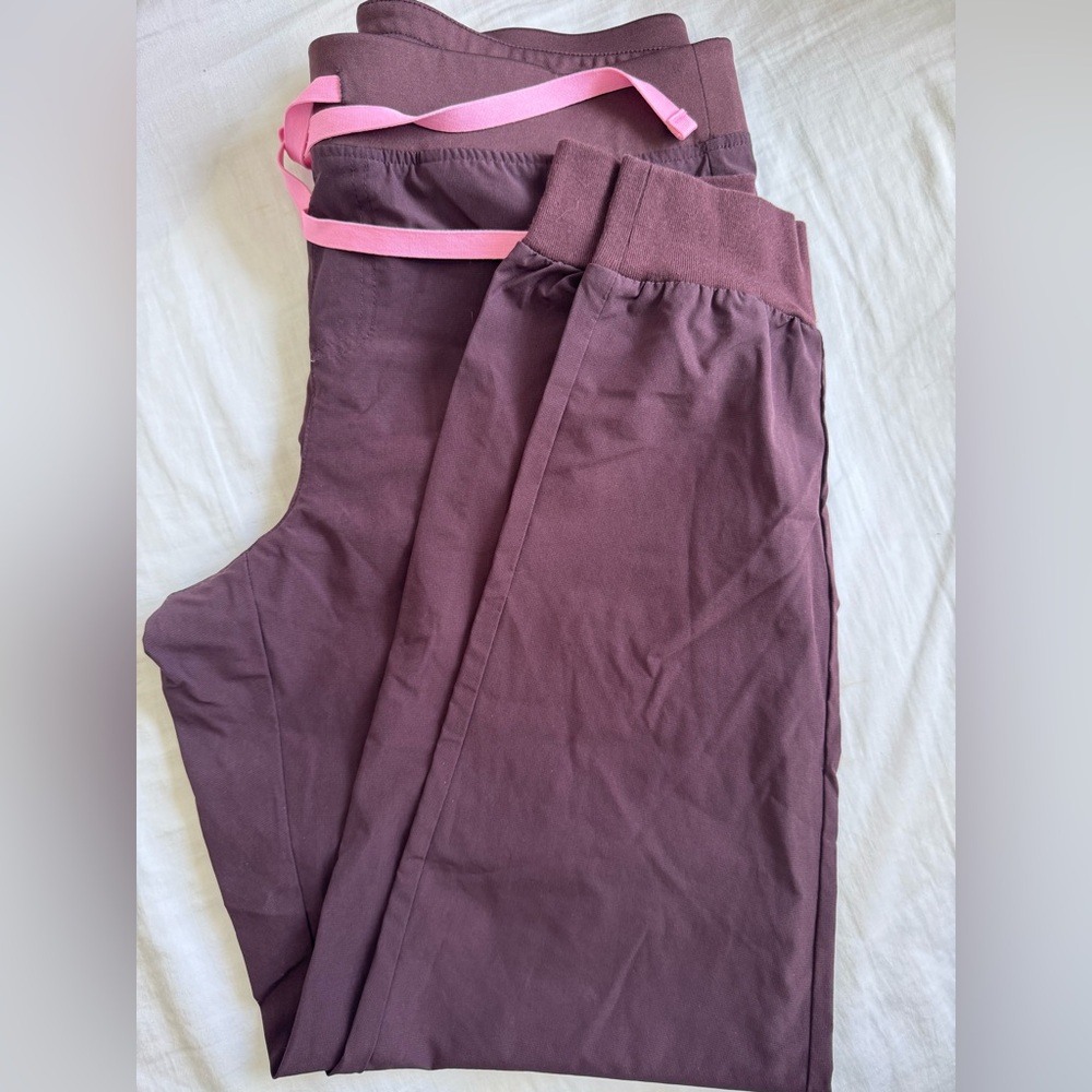 Figs eggplant Zamora joggers medium